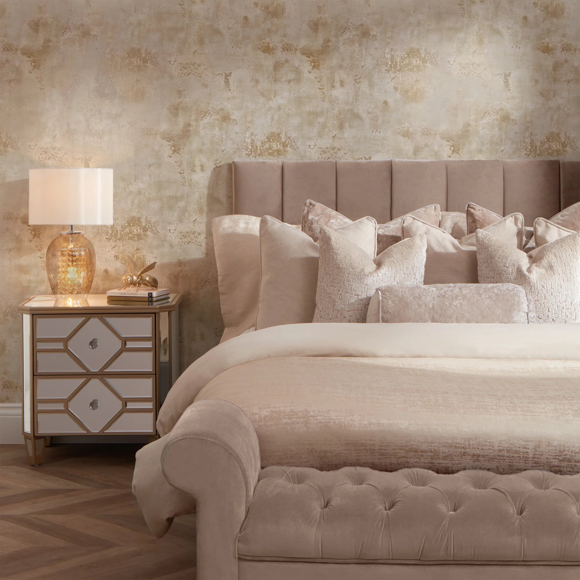 Luxury wallpaper installation 1